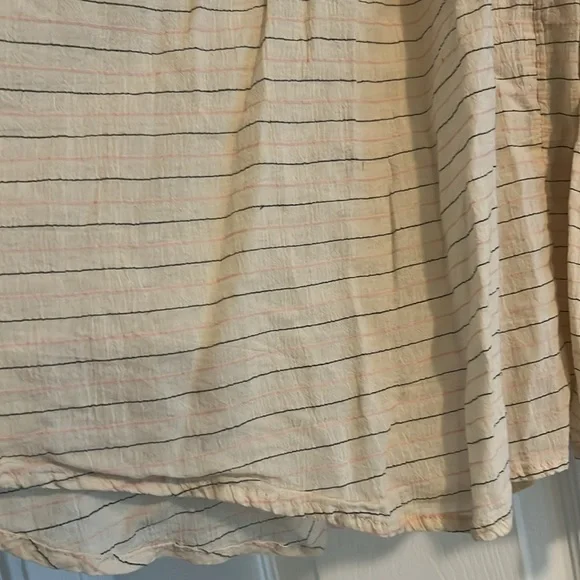 Universal Thread womens blouse size M beige/pink and black design 💯 cotton - Picture 4 of 9